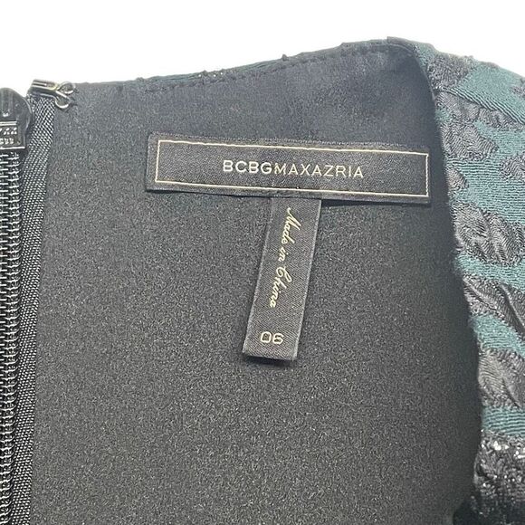 BCBGMAXAZRIA Green and Black Fit and Flare Dress - Picture 4 of 9